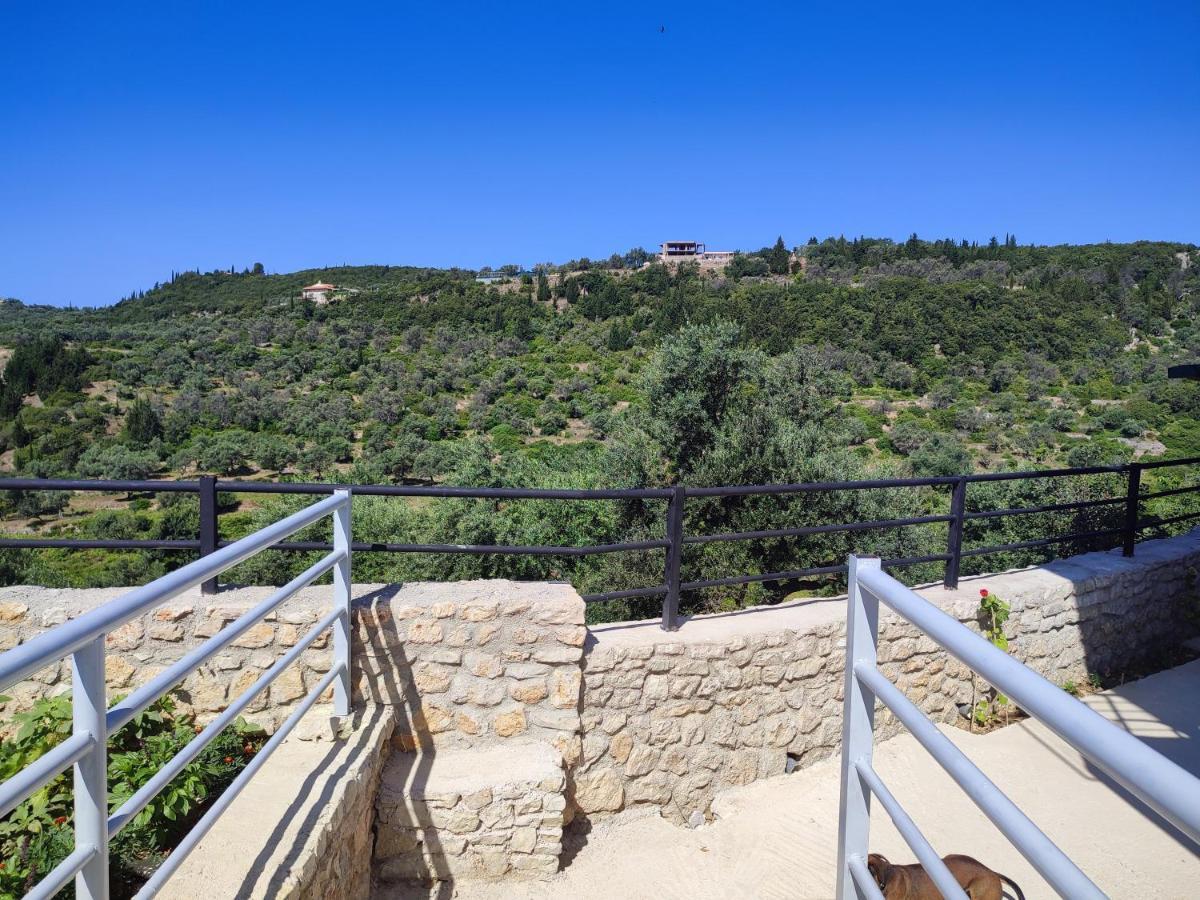 Petros Rooms Himare Buitenkant foto