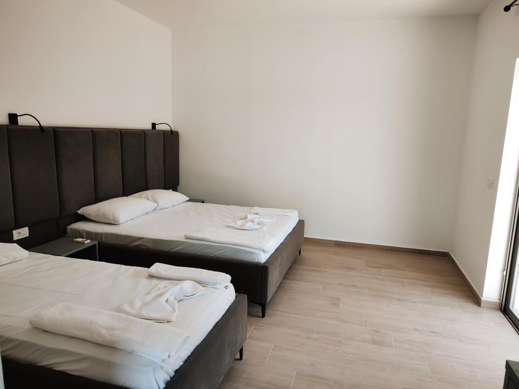 Petros Rooms Himare Kamer foto