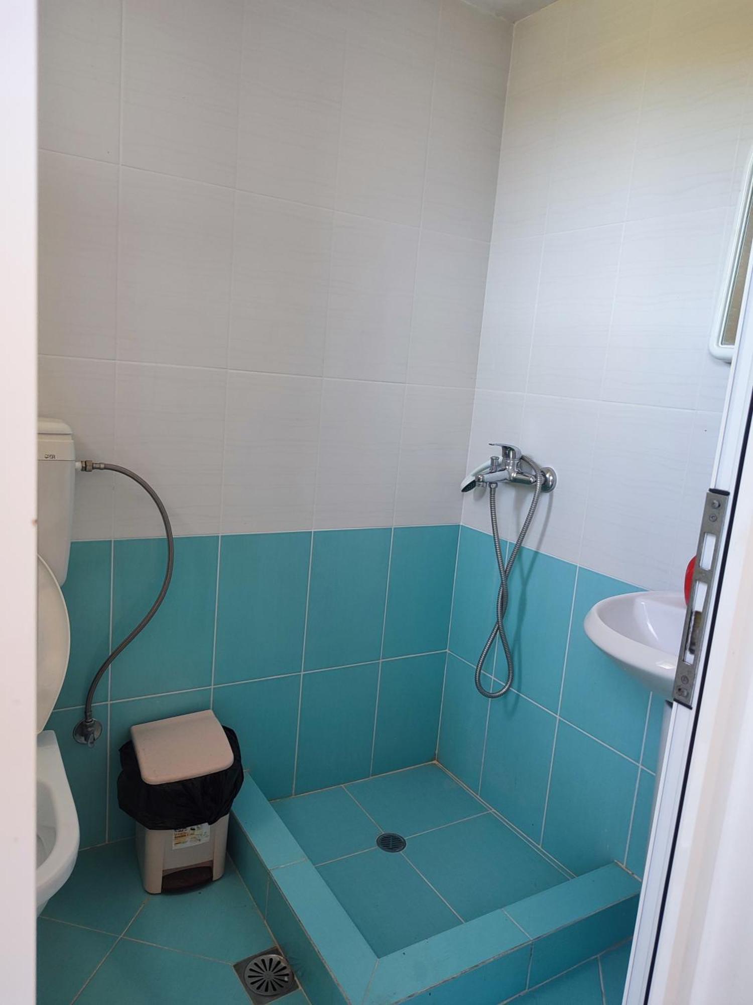 Petros Rooms Himare Buitenkant foto